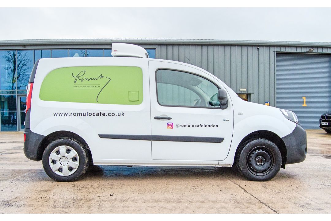 Renault Kangoo ML20 I ZE Business electric refrigerator panel van Registration Number: MW70 LDY Date - Image 8 of 28