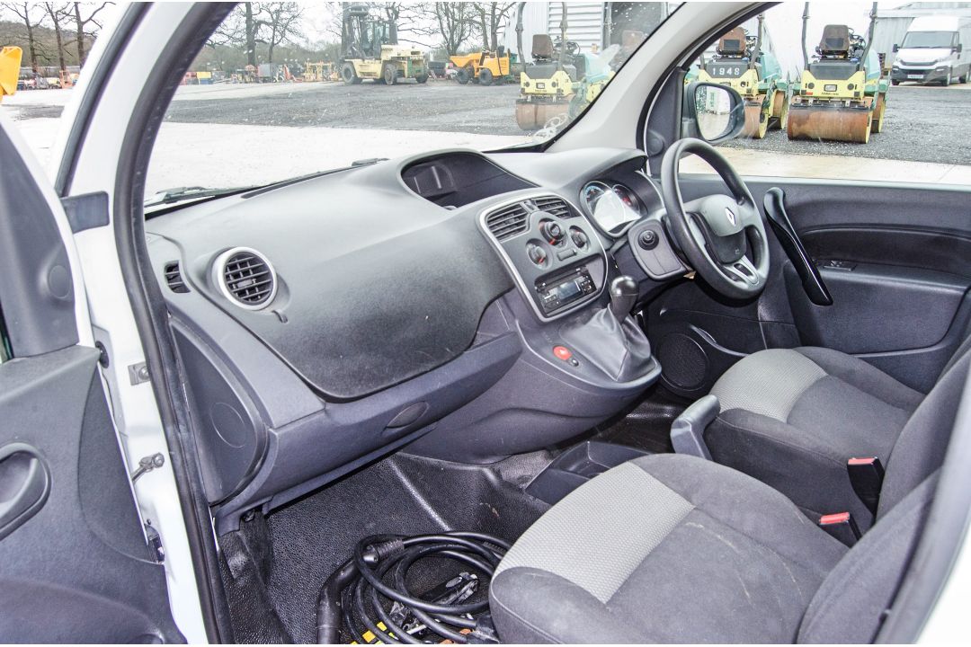 Renault Kangoo ML20 I ZE Business electric refrigerator panel van Registration Number: MW70 LDY Date - Image 19 of 28