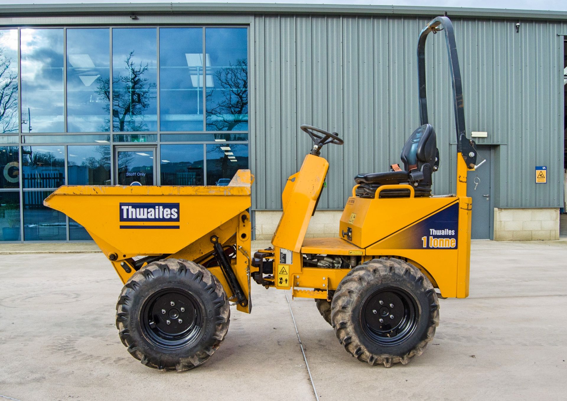 Thwaites 1 tonne Hi-tip dumper Year: 2021 S/N: 101F4618 Recorded Hours: 266 2108TWT904 - Image 8 of 21