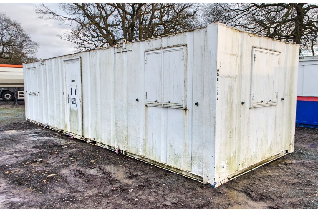 32ft x 10ft steel anti-vandal office site unit c/w keys A581047 - Image 1 of 6
