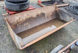5ft 6 inch telescopic handler bucket
