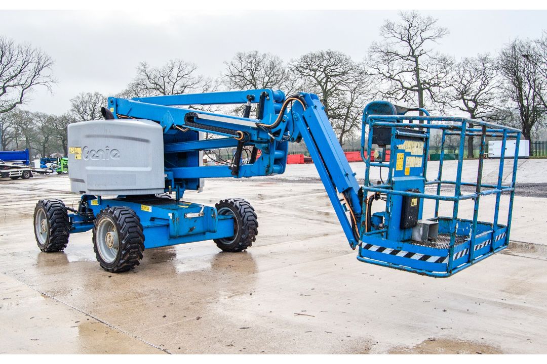 Genie Z45/25J diesel/battery electric 4 wheel drive articulated boom lift access platform Year: 2014 - Image 2 of 19
