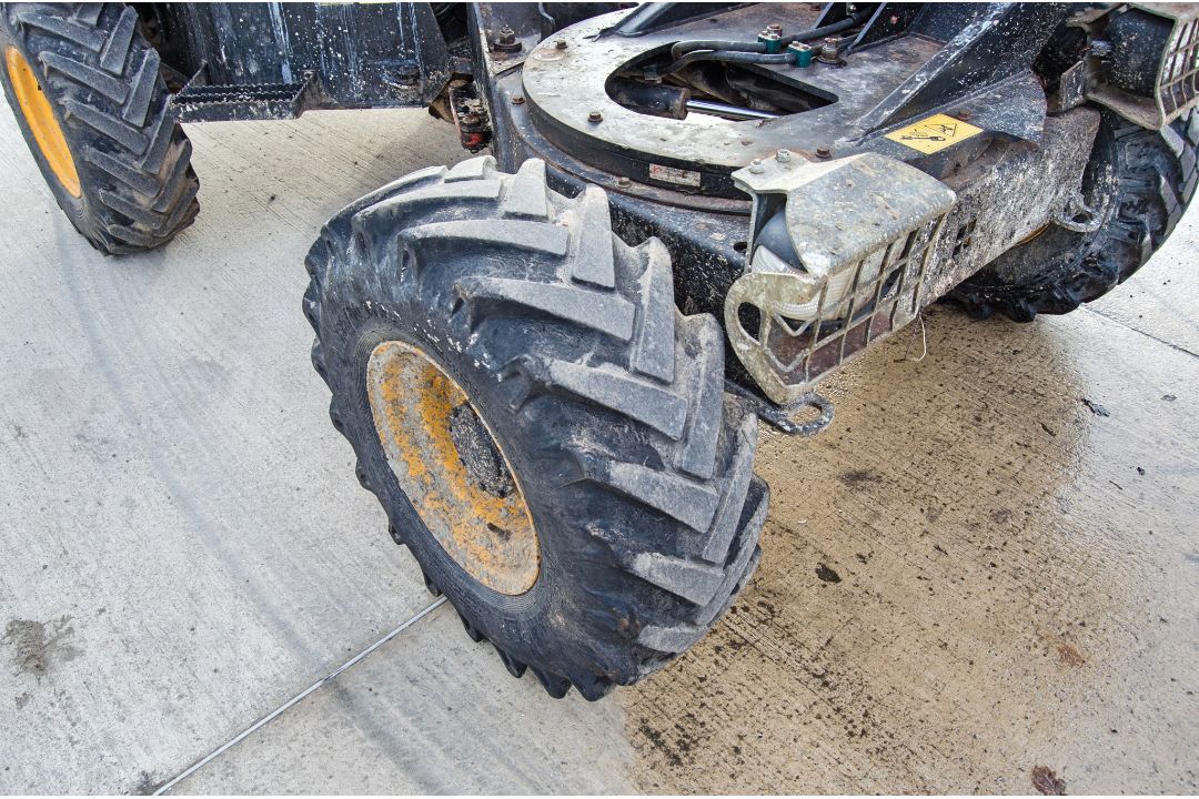 JCB 3 tonne swivel skip dumper Year: 2015 S/N: EFFRF8427 Recorded Hours: 1247 c/w V5C registration - Image 13 of 25