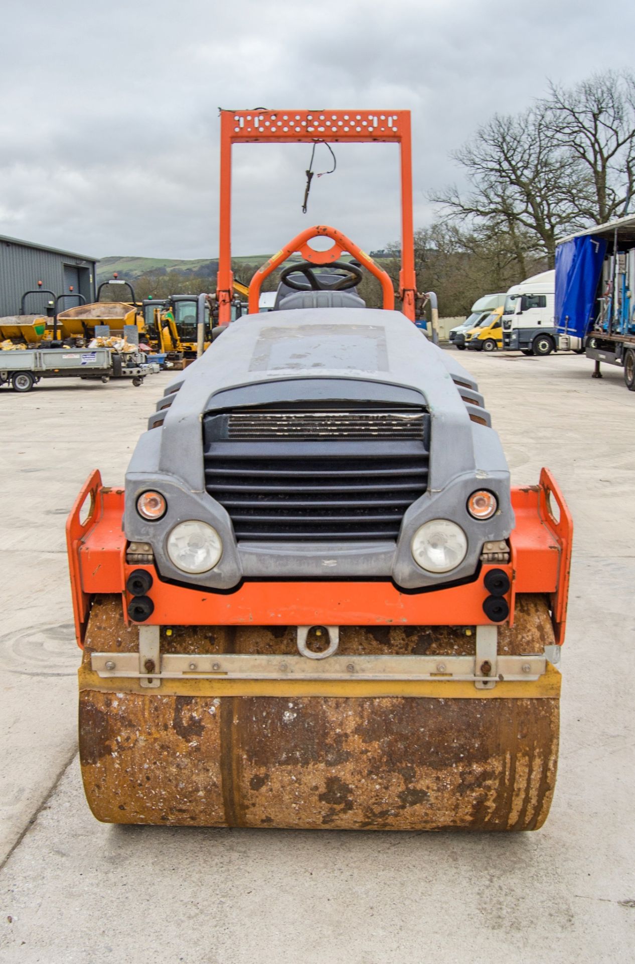 Hamm HD12VV double drum ride on roller Year: 2014 S/N: H2004795 Recorded Hours: 334 c/w V5C - Image 5 of 19