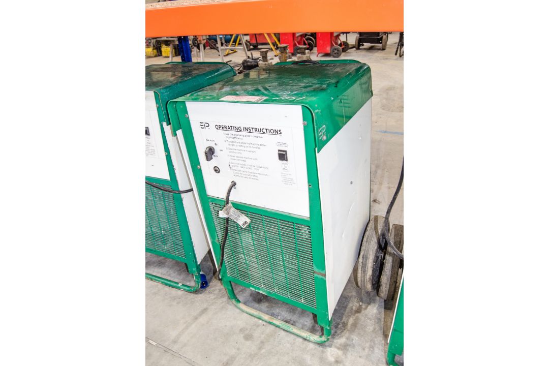 Ebac 102800 240v dehumidifier 18086738 - Image 1 of 2