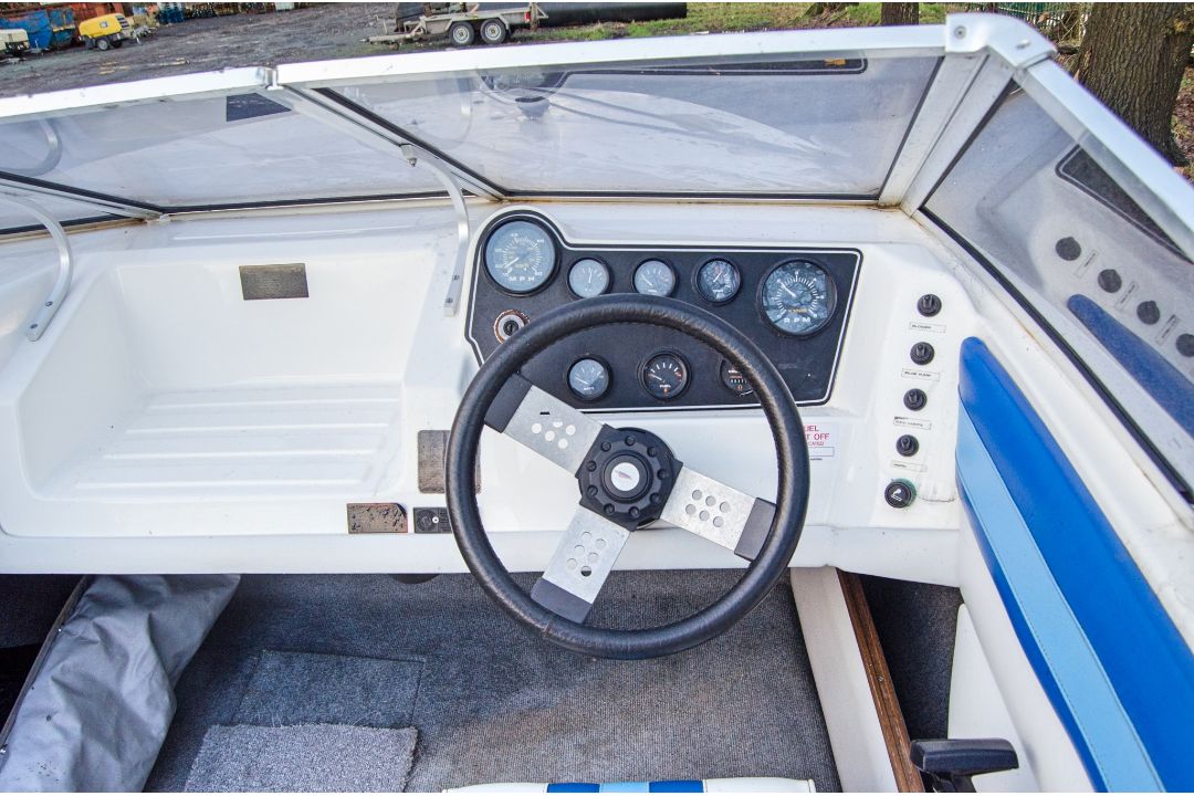 Fletcher Q-Silver GTS speed boat c/w Transcontinental trailer ** No VAT on hammer but VAT will be - Image 9 of 10