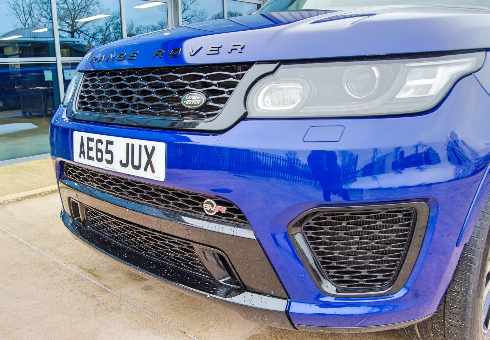 Range Rover Sport SVR 5 litre V8 Supercharged petrol automatic estate Registration Number: AE65 - Image 12 of 42