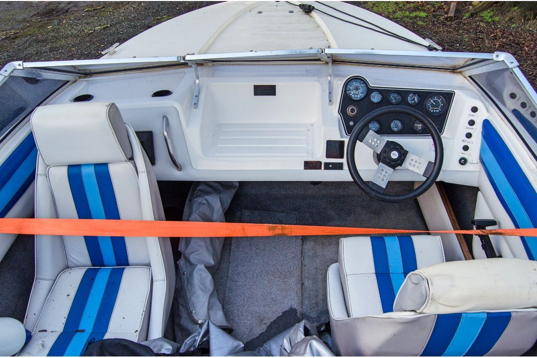 Fletcher Q-Silver GTS speed boat c/w Transcontinental trailer ** No VAT on hammer but VAT will be - Image 10 of 10