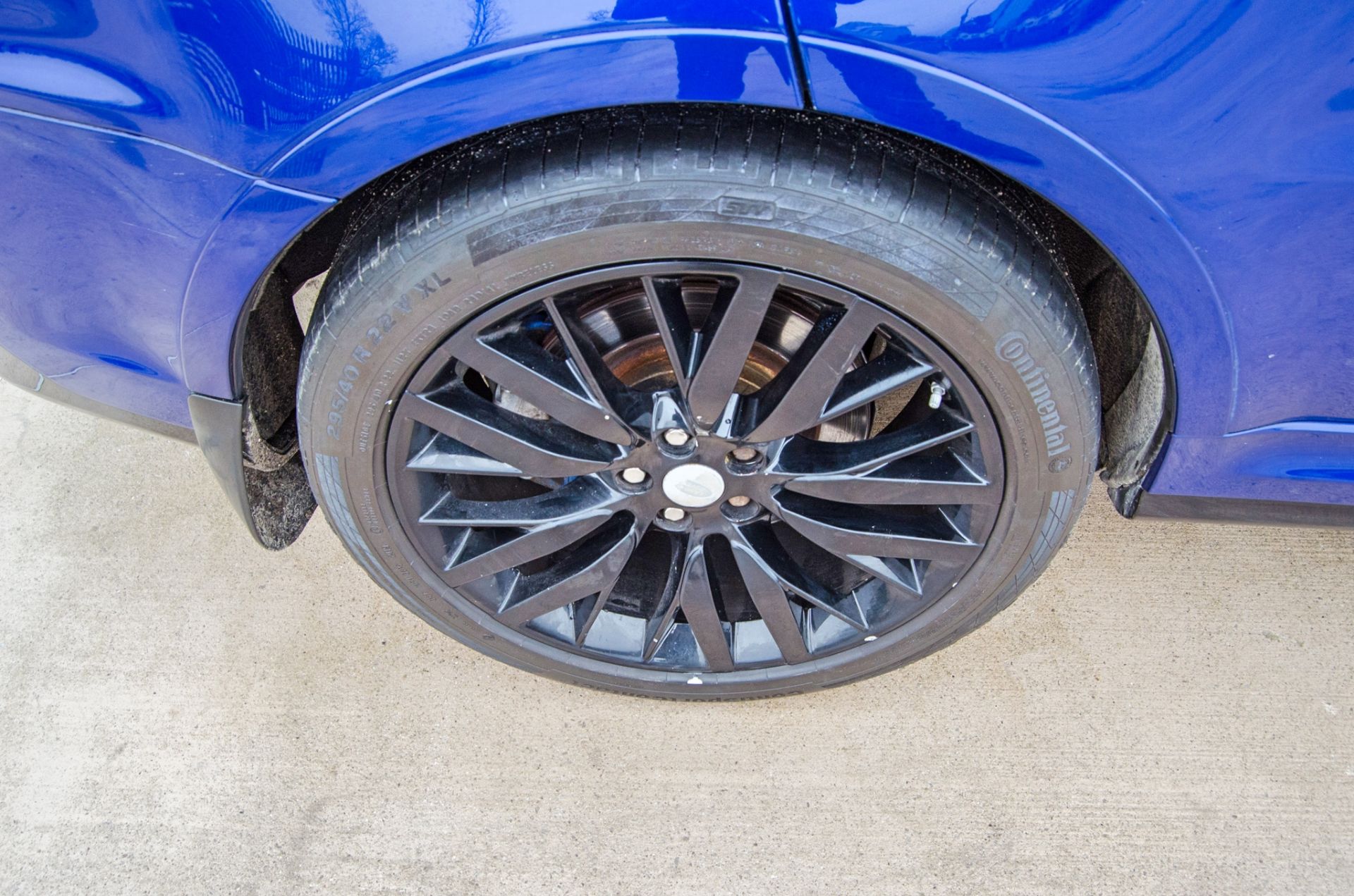 Range Rover Sport SVR 5 litre V8 Supercharged petrol automatic estate Registration Number: AE65 - Image 18 of 42