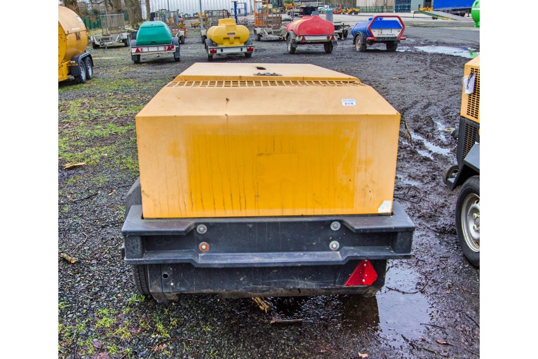 Doosan 7/41 diesel driven fast tow mobile air compressor Year: 2014 S/N: 432799 Recorded Hours: 1490 - Image 6 of 9