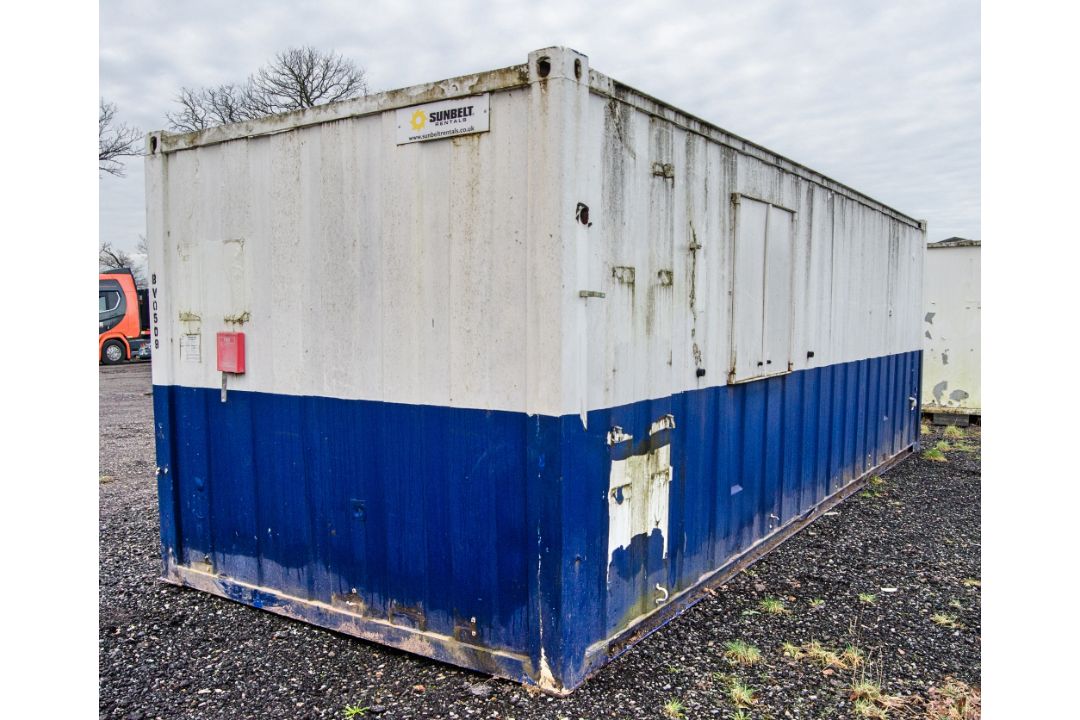 24ft x 9ft steel anti-vandal steel office/canteen site unit BV0509 ** No keys but unlocked ** - Image 4 of 6