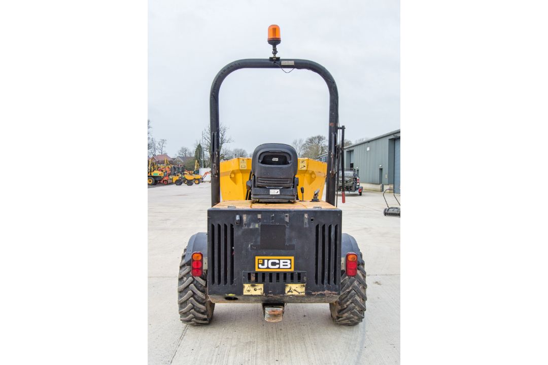 JCB 3 tonne swivel skip dumper Year: 2015 S/N: EFFRF8427 Recorded Hours: 1247 c/w V5C registration - Image 6 of 25