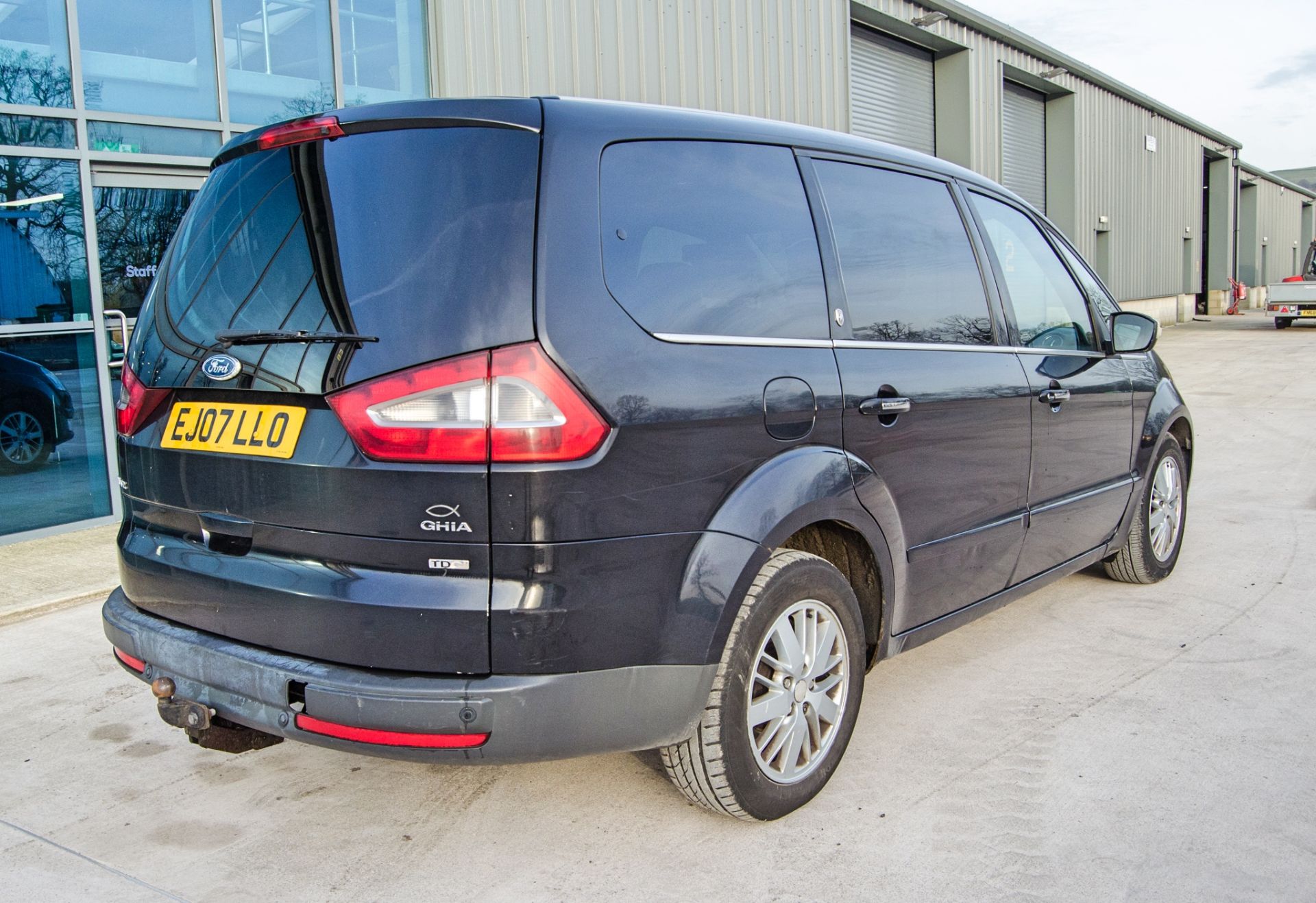 Ford Galaxy 1753cc TDCi Ghia 6 speed manual 7 seat estate car Registration Number: EJ07 LLO Date - Image 4 of 32