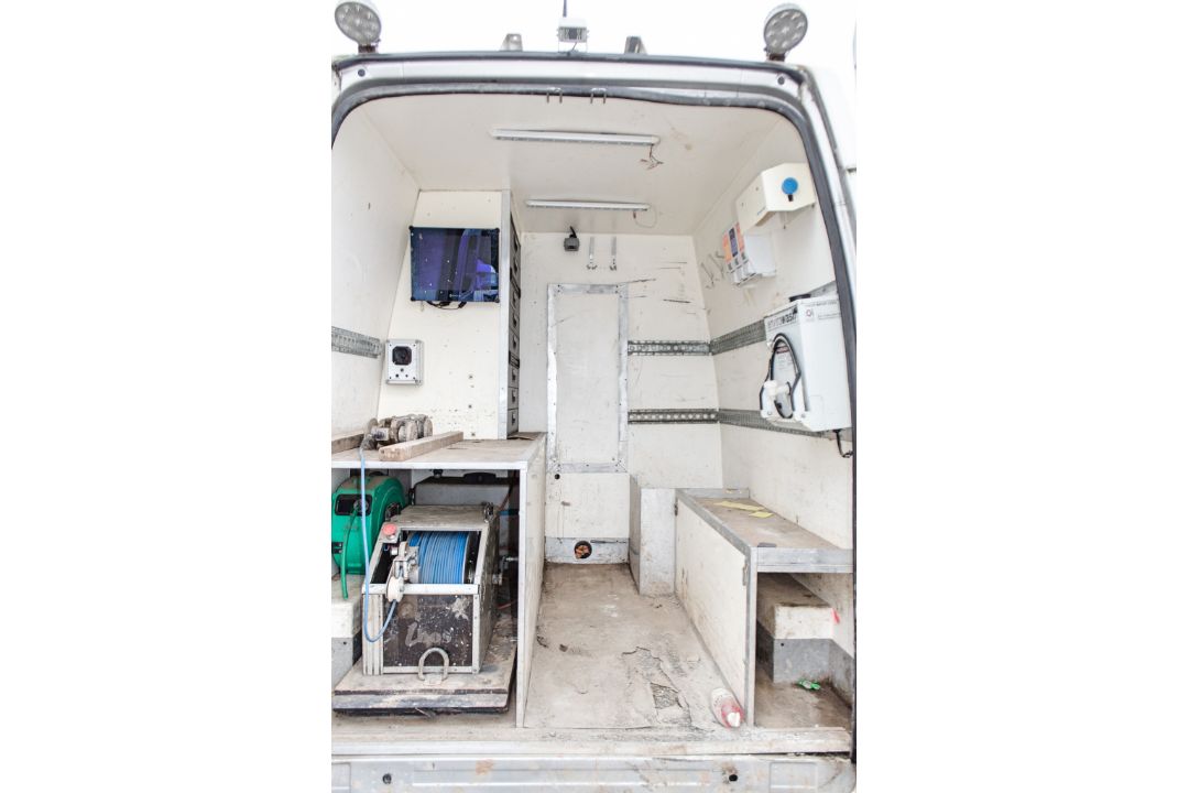 Ford Transit 125 T350 2198cc diesel RWD LWB 6 speed manual drain surveillance panel van Registration - Image 27 of 32