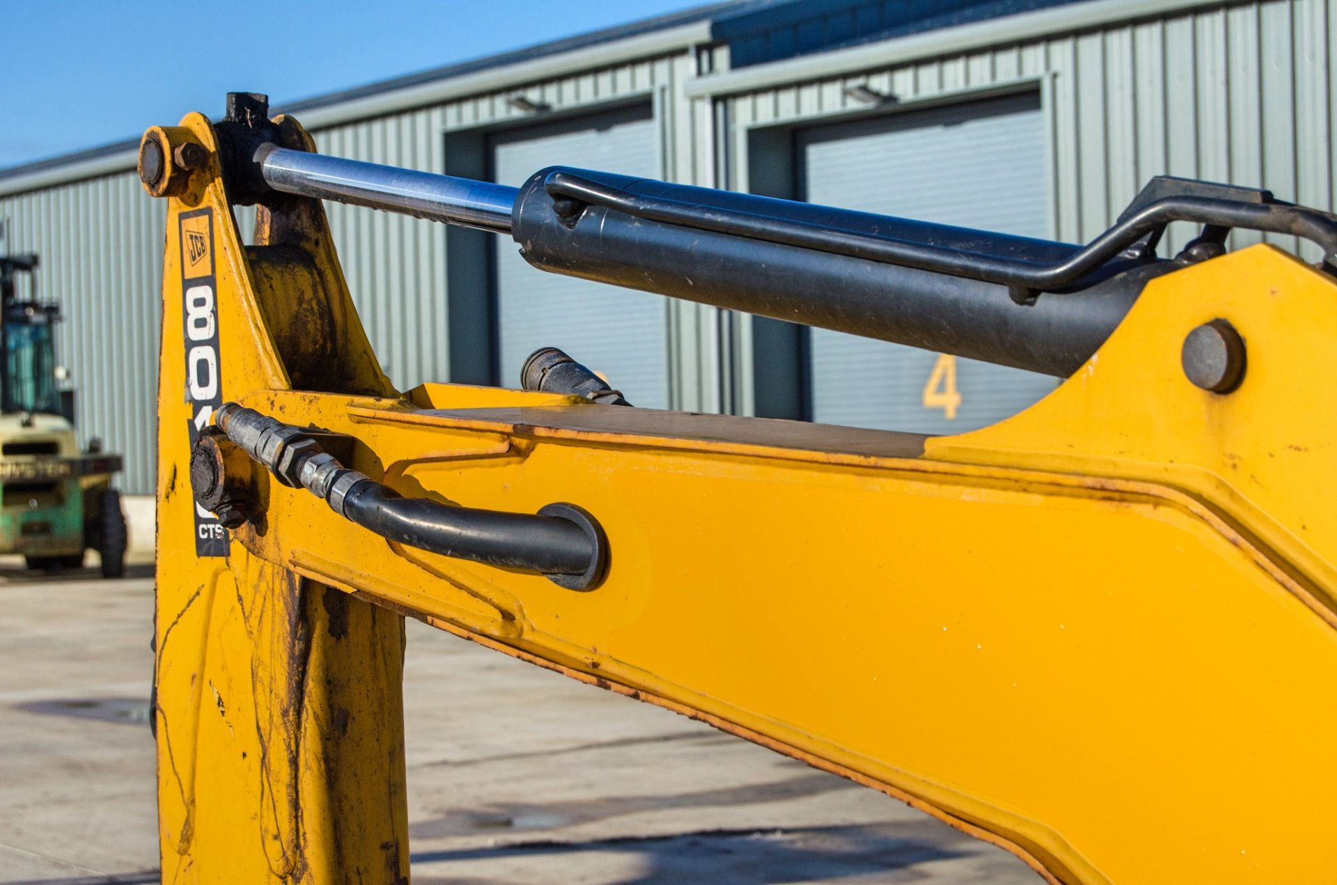 JCB 8018 CTS 1.5 tonne rubber tracked mini excavator Year: 2017 S/N: 2583538 Recorded Hours: 1950 - Image 16 of 26
