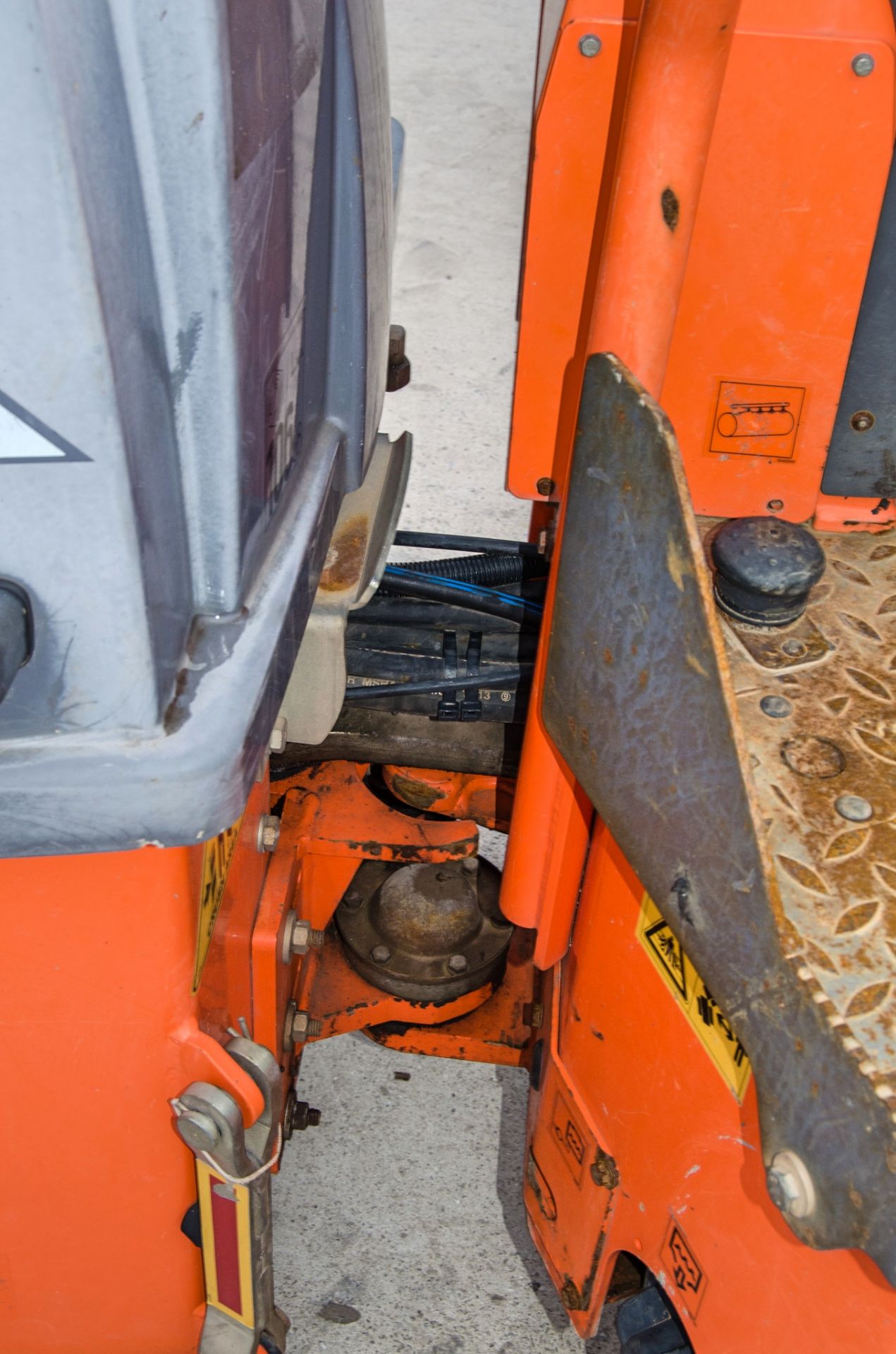 Hamm HD12VV double drum ride on roller Year: 2014 S/N: H2004795 Recorded Hours: 334 c/w V5C - Image 13 of 19