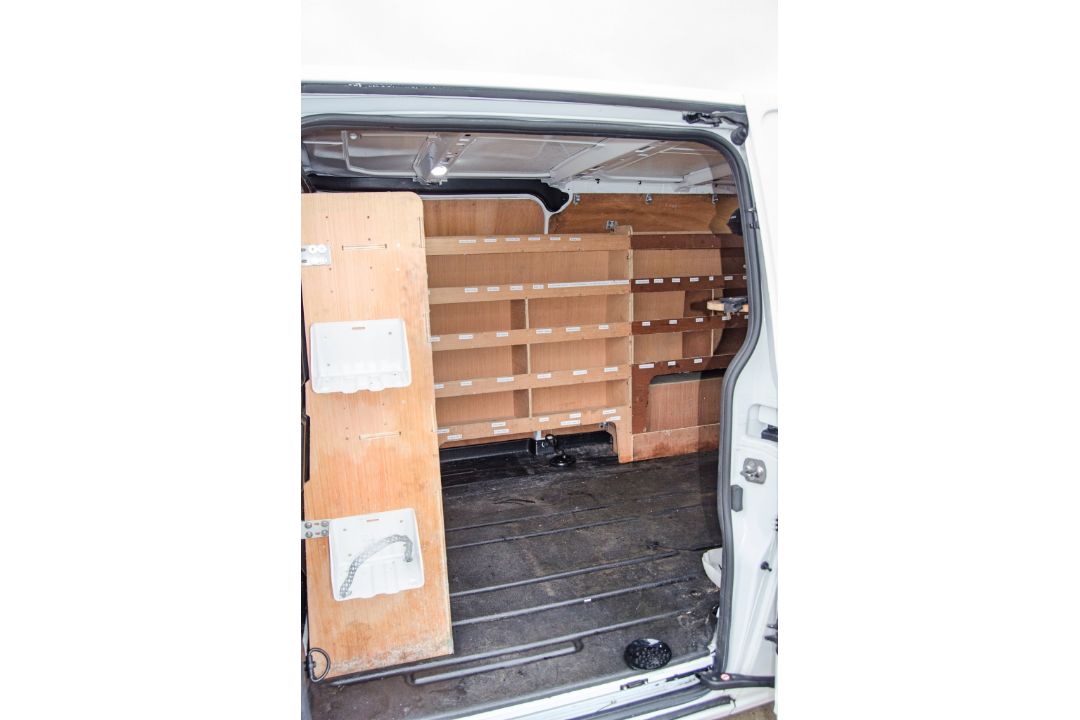 Ford Transit Custom 300 Limited Blue 6 speed manual panel van Registration Number: MW20 SFF Date - Image 21 of 30