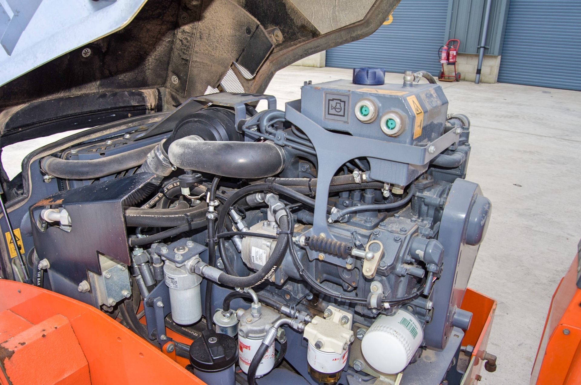 Hamm HD12VV double drum ride on roller Year: 2014 S/N: H2004795 Recorded Hours: 334 c/w V5C - Image 17 of 19