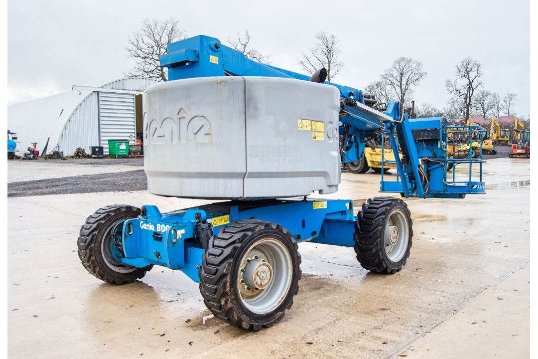 Genie Z45/25J diesel/battery electric 4 wheel drive articulated boom lift access platform Year: 2014 - Image 3 of 19