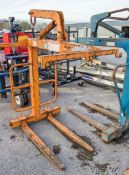 Eichinger self-balancing crane forks