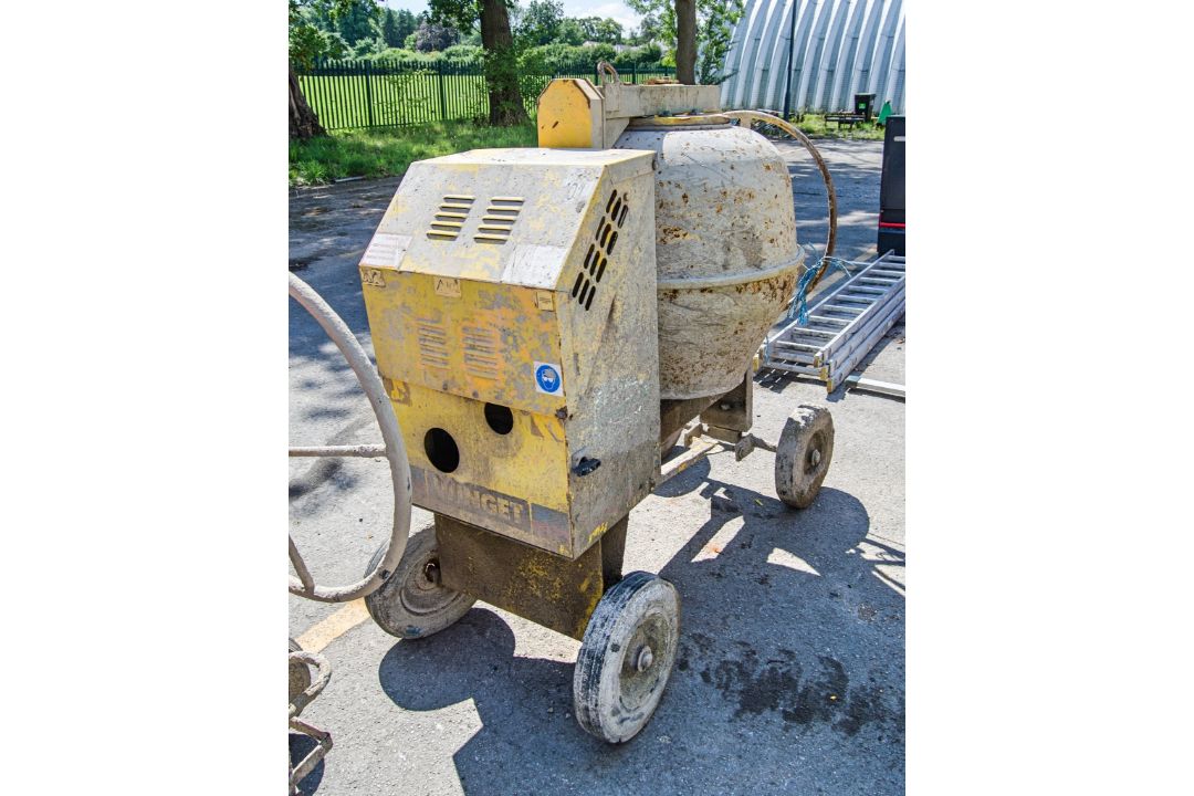 Winget 150T diesel driven electric start site mixer A948853 - Image 1 of 3