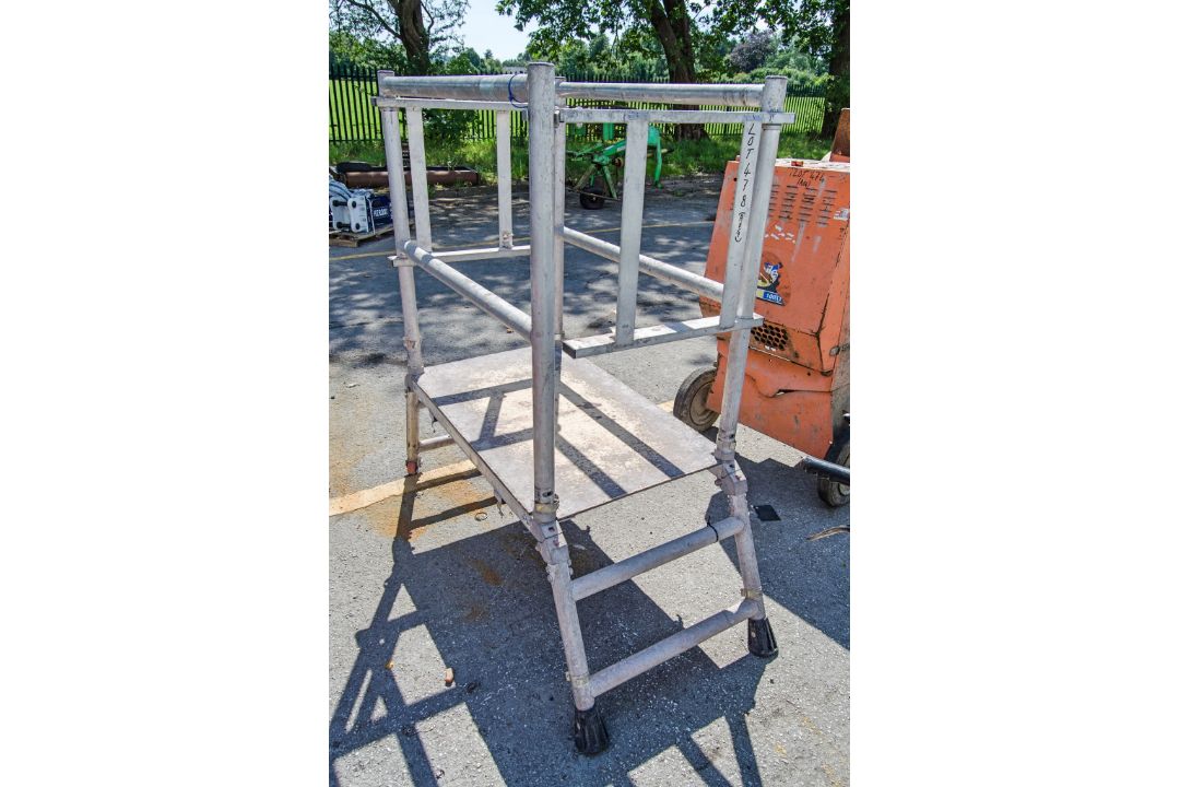 Aluminium podium A1333061