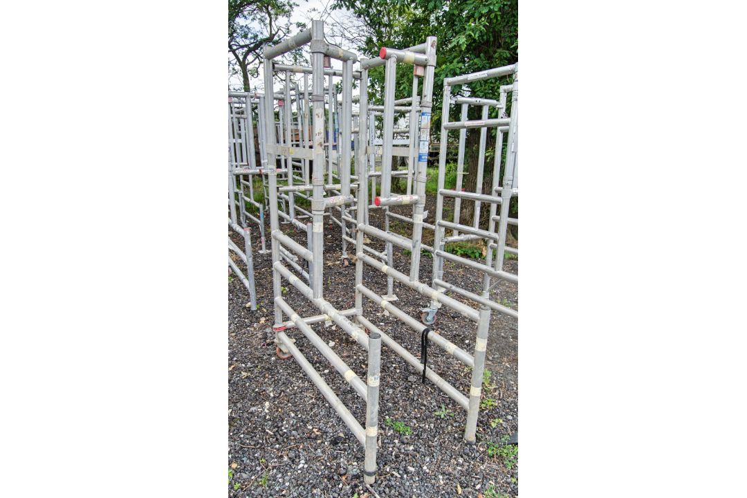 Aluminium podium tower