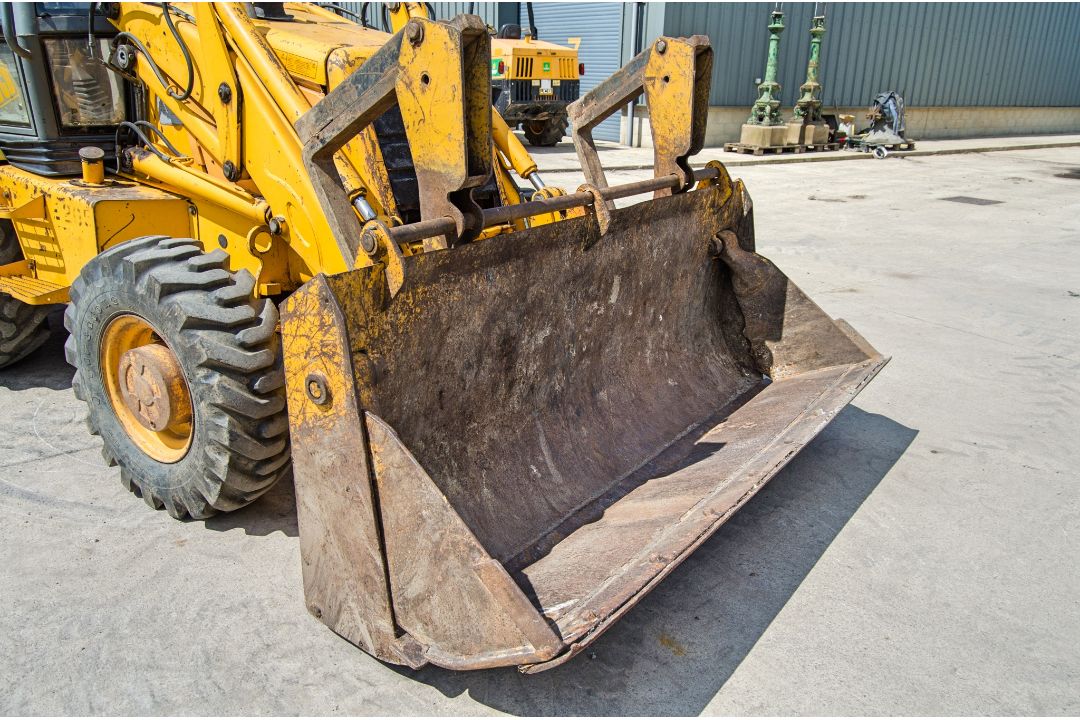 JCB 3CX backhoe loader Year: 1996 S/N: 440871 Recorded Hours: 9395 4-in-1 bucket, fork carriage & - Image 9 of 22