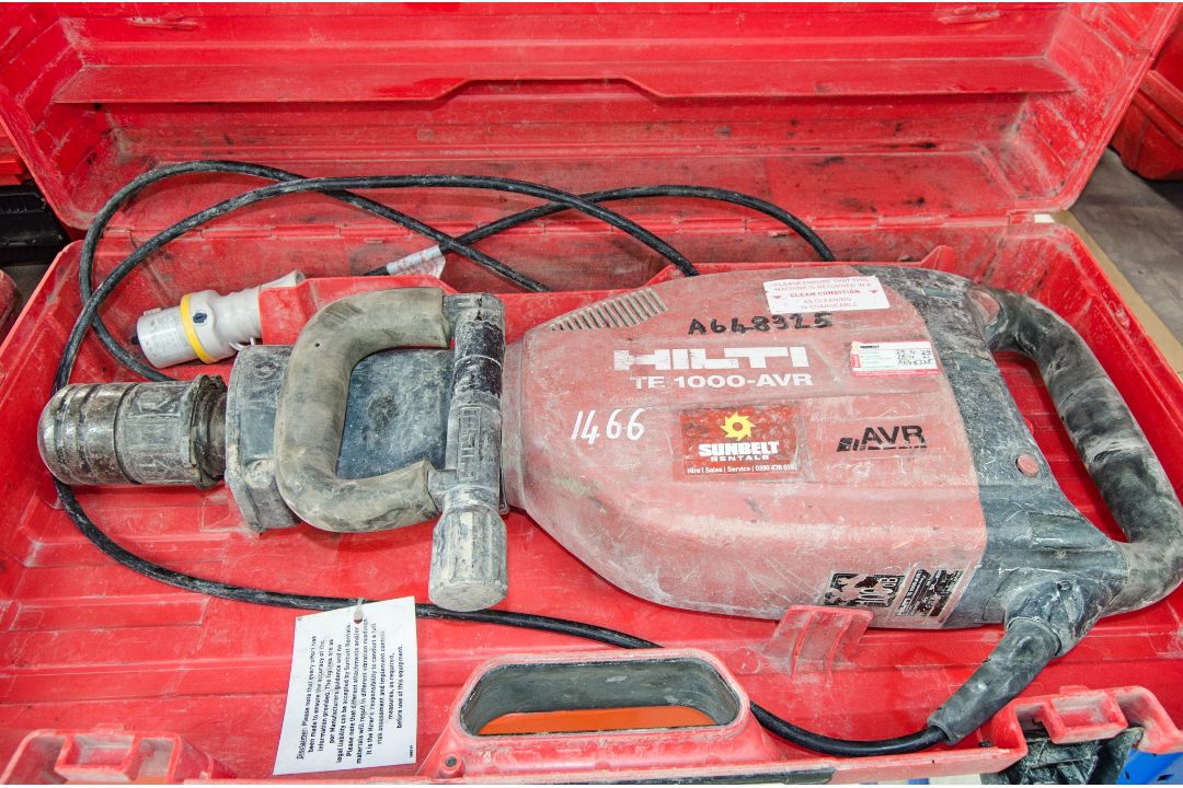 Hilti TE1000-AVR 110v SDS breaker c/w carry case A648325