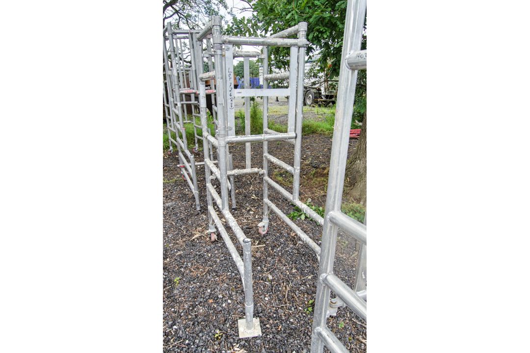 Aluminium podium tower