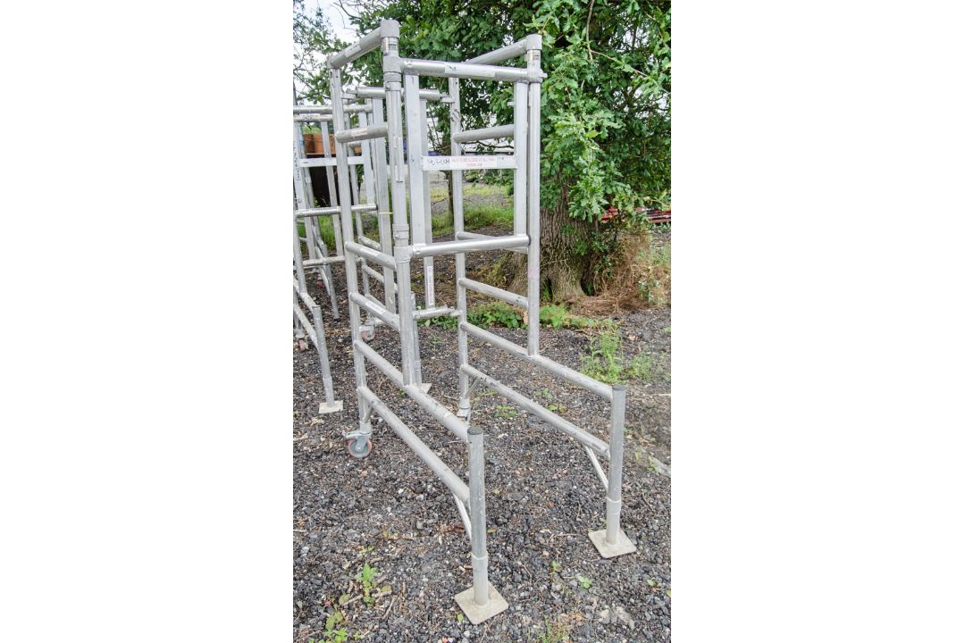 Aluminium podium tower