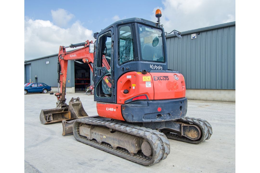 Kubota U48-4 4.8 tonne rubber tracked excavator Year: 2014 S/N: 52461 Recorded Hours: 3074 blade, - Image 4 of 24