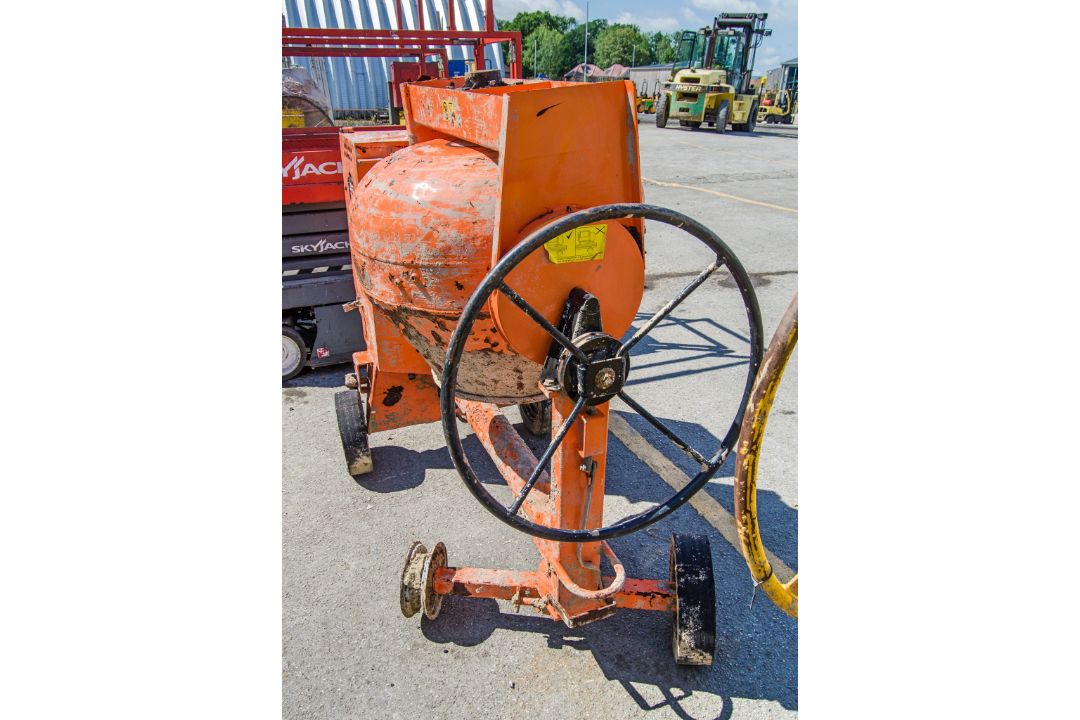 Belle Premier 100XT diesel driven electric start site mixer ** Pull cord assembly missing** - Image 1 of 3