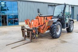 JCB 535-125 Hi-Viz 12.5 metre telescopic handler S/N: 1508717 Year: 2008 Recorded Hours: 9143 **