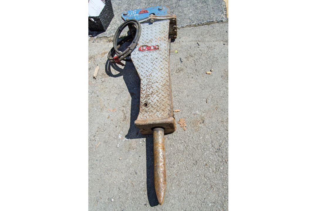 Queng hydraulic breaker Pin diameter: 45mm Pin Centres: 350mm Pin width: 150mm A739475 - Image 4 of 4