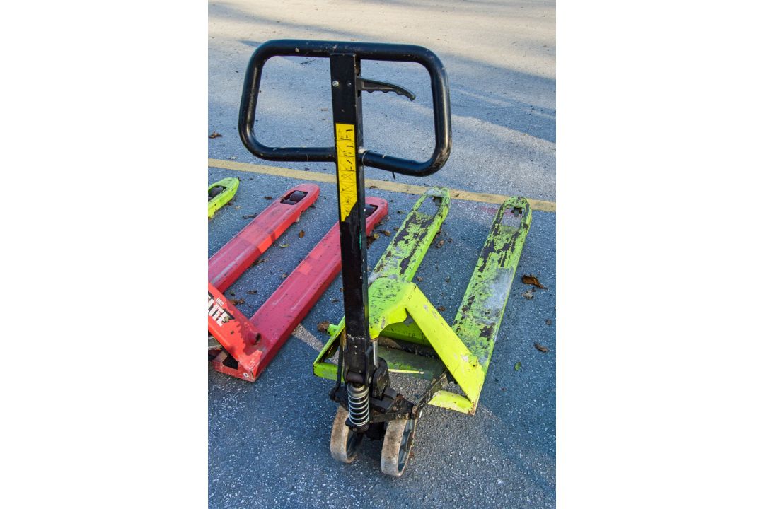 Pramac Lifter hand hydraulic pallet truck - Image 2 of 2