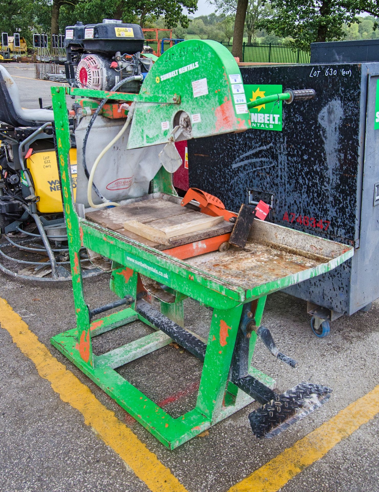 Red Band petrol driven masonry saw A846097