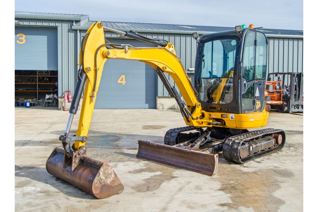 JCB 8030 3 tonne rubber tracked excavator Year: 2017 S/N: 2432698 Recorded Hours: 3232 blade, - Image 1 of 24