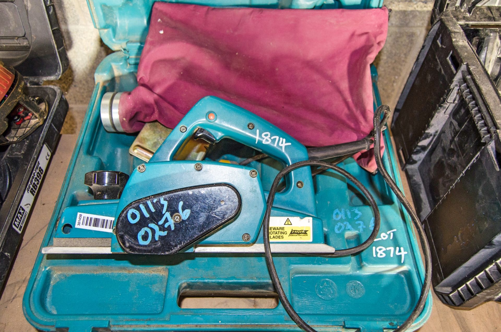 Makita 1923H 110v planer c/w carry case 01130276