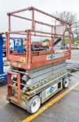 Skyjack SJIII 3226 battery electric scissor lift access platform Year: 2011 S/N: 27008066 18562