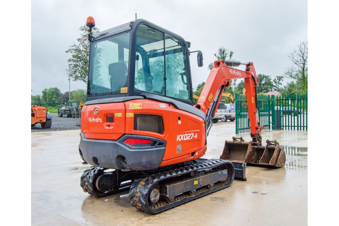 Kubota KX027-4 2.7 tonne rubber tracked excavator Year: 2017 S/N: 50427 Recorded Hours: 1609 - Image 3 of 26