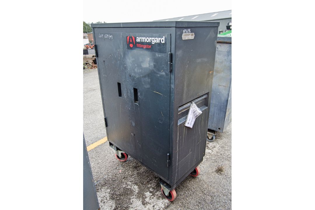 Armorgard fittingstor steel site cabinet A956996 ** No keys but unlocked ** - Image 1 of 2