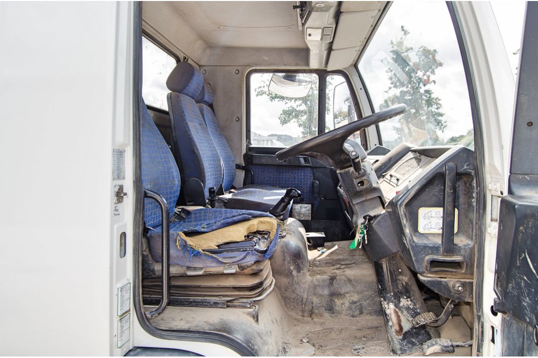 MAN 8.155 4580cc 7.5 tonne tipper lorry Registration Number: NX05 FPC Date of Registration: 01/06/ - Image 19 of 27