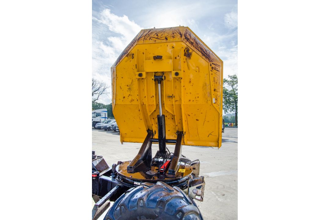 JCB 6 tonne swivel skip dumper Year: 2016 S/N: E66RL9848 Recorded Hours: 1724 c/w V5C registration - Image 10 of 24