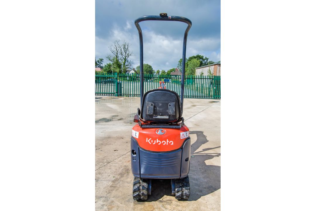Kubota K008-3 0.8 tonne rubber tracked micro excavator Year: 2017 S/N: 29257 Recorded Hours: 1062 - Image 6 of 26