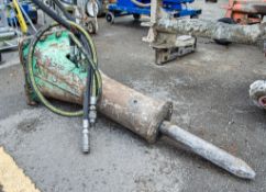 Hydraulic breaker Pin diameter: 45mm Pin centres: 350mm Pin width: 170mm A684411