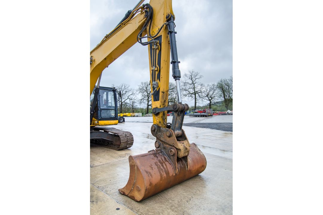 Liugong CLG922 22 tonne steel tracked excavator Year: 2018 S/N: E050361 Recorded Hours: 4805 - Image 15 of 29