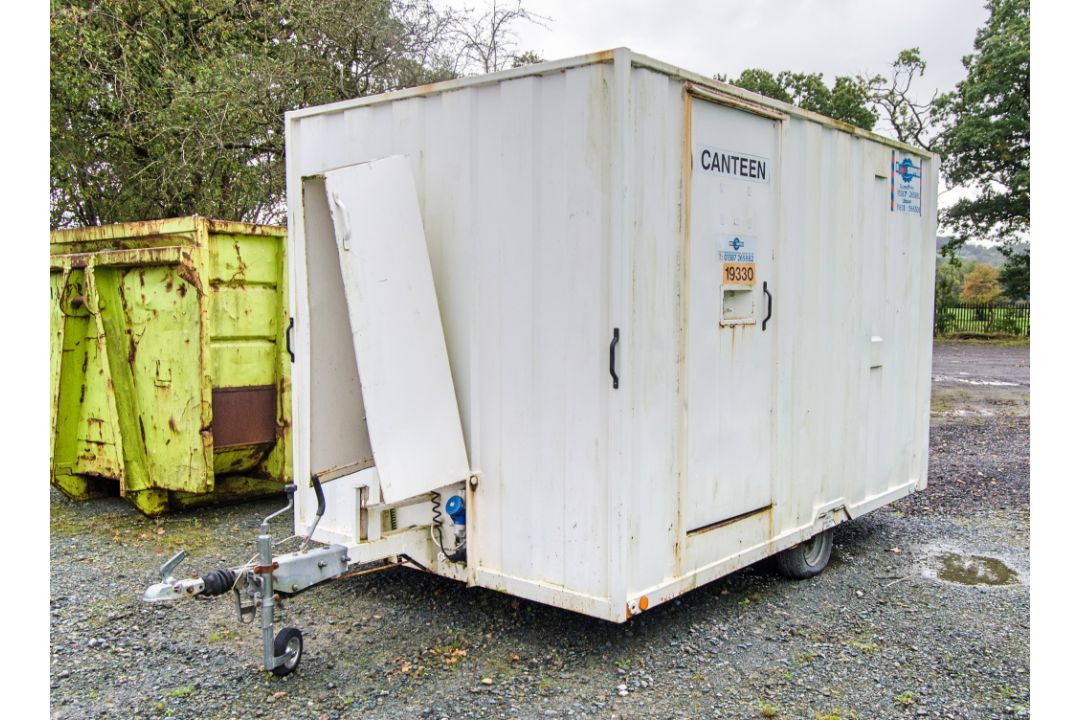 12ft x 8ft steel anti-vandal mobile welfare site unit Comprising of: canteen area, toilet & - Image 1 of 11