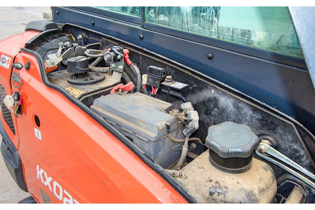 Kubota KX027-4 2.7 tonne rubber tracked excavator Year: 2017 S/N: 50427 Recorded Hours: 1609 - Image 25 of 26