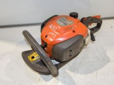 Husqvarna 522HD60X petrol driven hedge trimmer ** No blade and parts missing ** 9041384